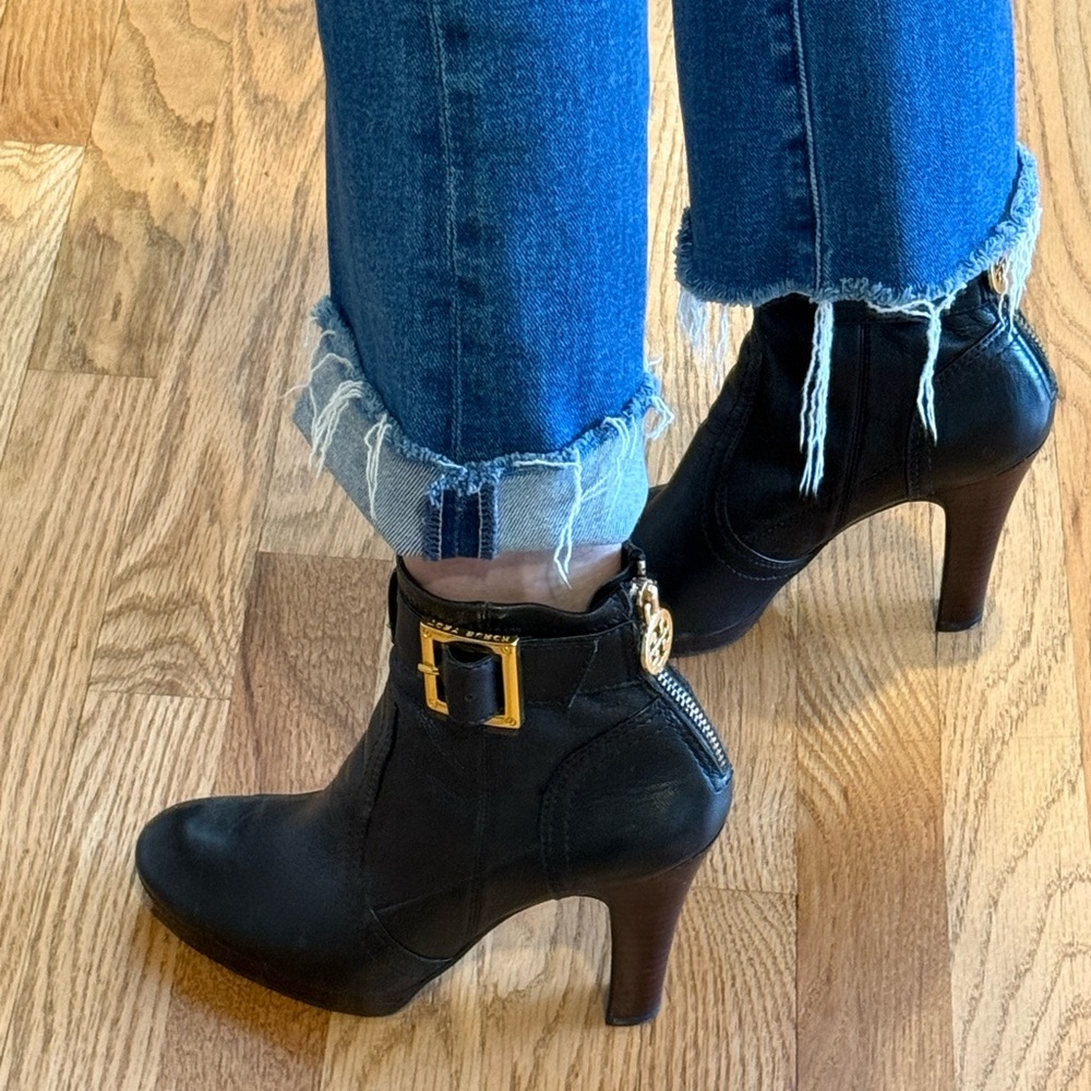 Tory Burch size 6 Black Leather High-Heel Ankle Boots with Gold Buckle